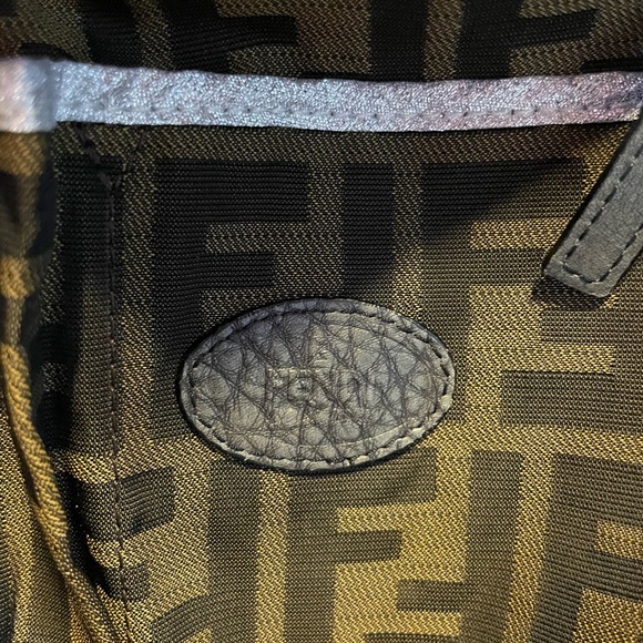 Fendi Selleria Large Gray Hobo - Picture 5 of 14